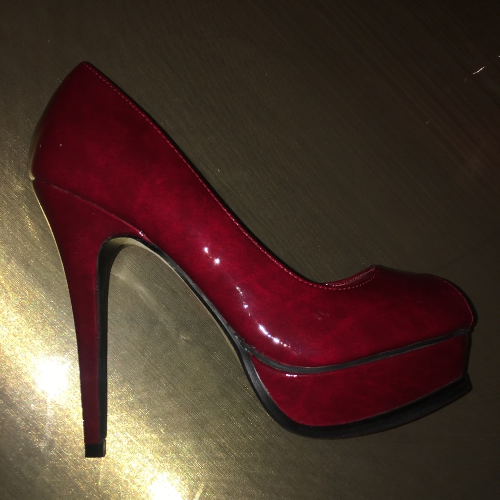 Red Platform Heels - Picture 4 of 6